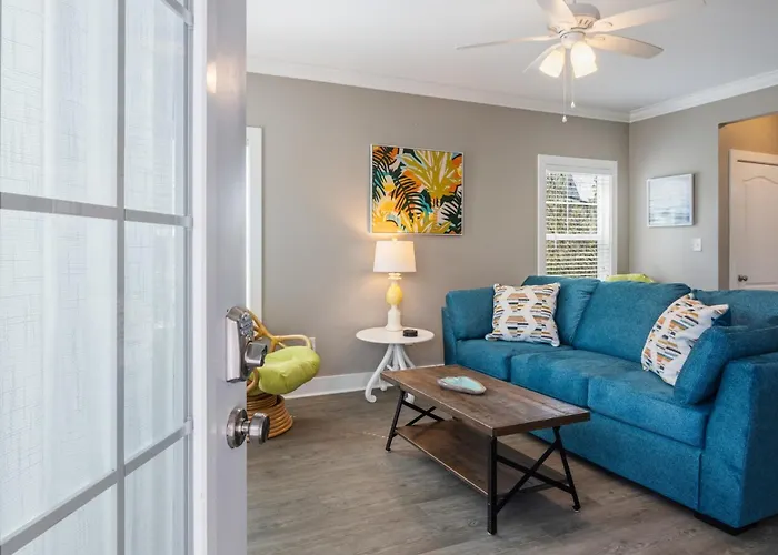 Apartment Gone Coastal 26cd By Pkrm Pensacola
