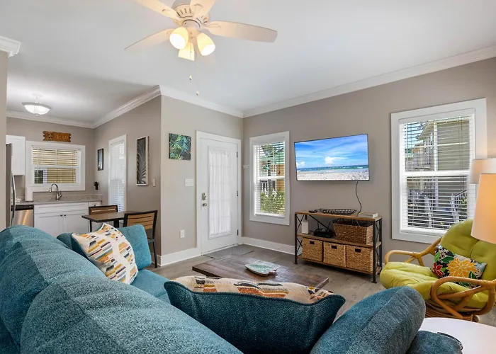 Apartment Gone Coastal 26cd By Pkrm Pensacola