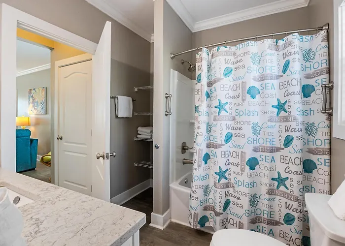 Apartment Gone Coastal 26cd By Pkrm Pensacola